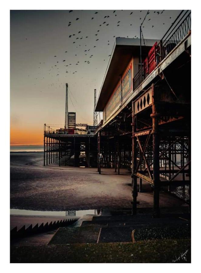 The Rhyl Acomodação com café da manhã Blackpool Exterior foto